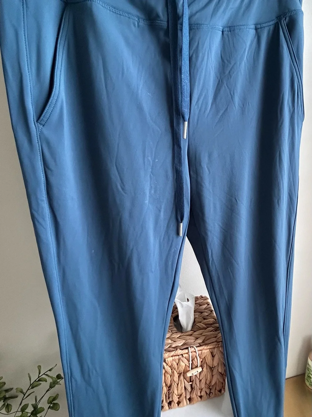 Women's Drawstring Jogger Pants in